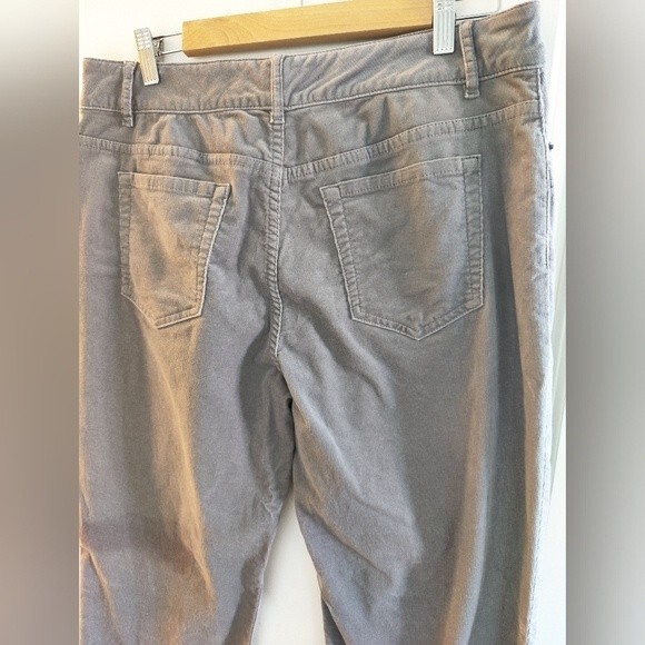 Pendleton Gray Straight Leg Corduroy Pants - Size 12 - Picture 6 of 9